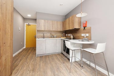 1 bed studio, 800 Bristol Road, Selly Park, Birmingham, B296NA - Image 4